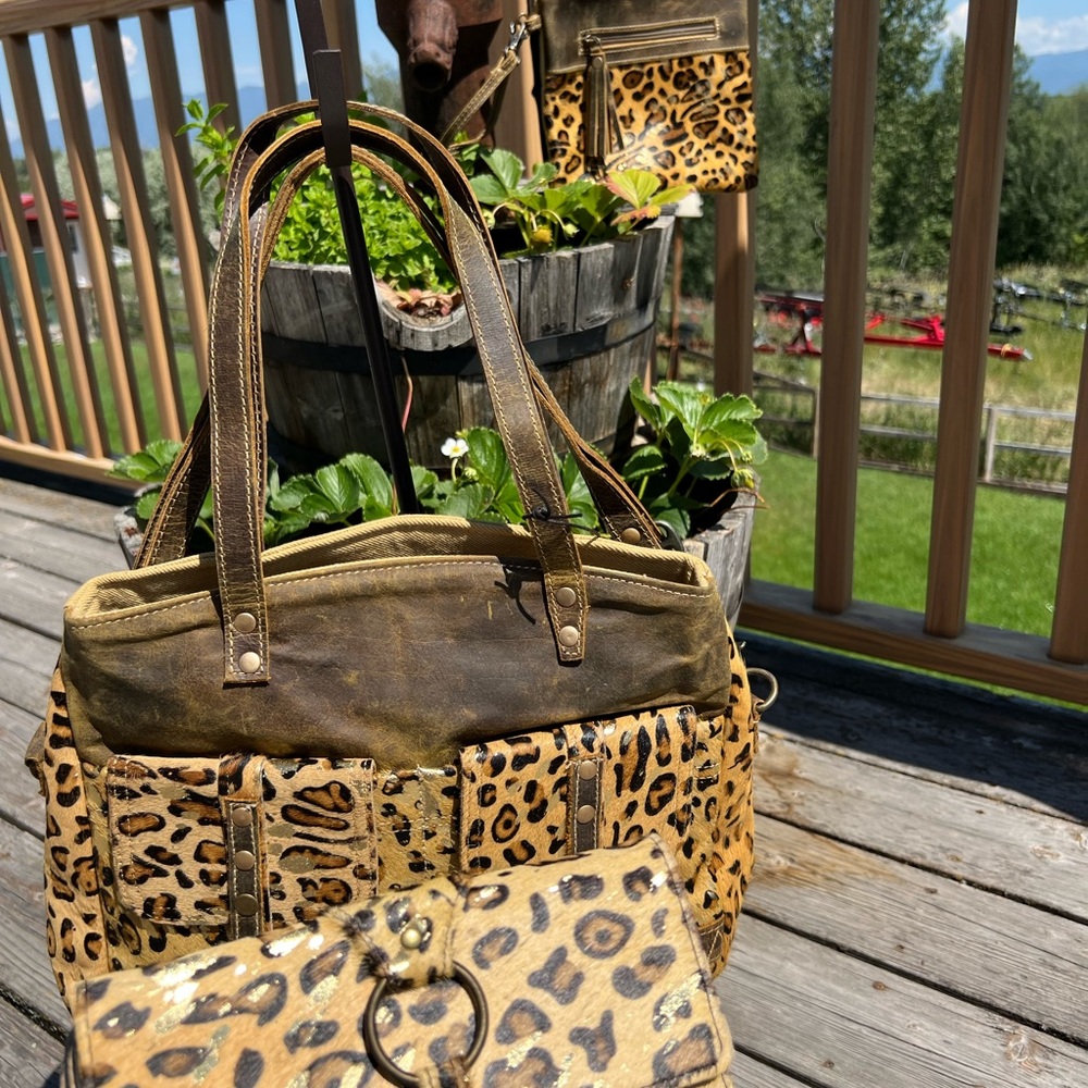 🎁 Myra Bag Wild Woods Leopard Cowhide Leather New Purse Satchel - Picture 7 of 7